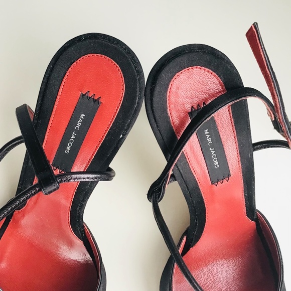 MARC JACOBS Brand new stunning black strap peep toe heels with bows, 39.5 - NWT - Picture 7 of 8